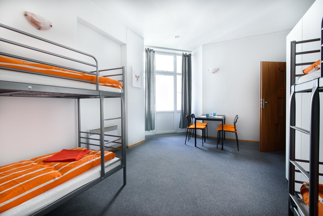 Constitution Square Rooms Warszawa Eksteriør billede