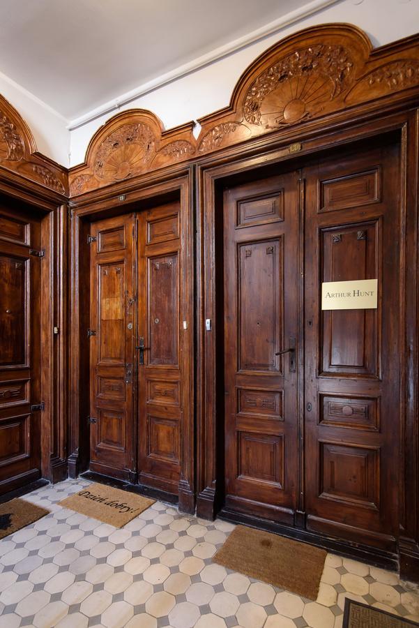 Constitution Square Rooms Warszawa Eksteriør billede