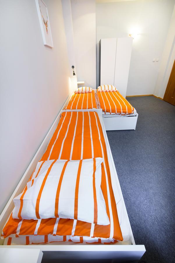Constitution Square Rooms Warszawa Eksteriør billede