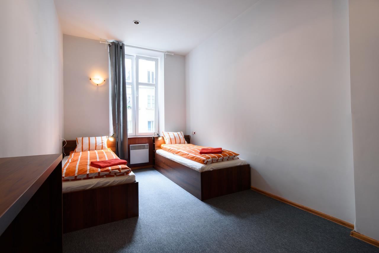 Constitution Square Rooms Warszawa Eksteriør billede